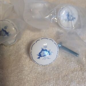 White and Blue Ceramic Knobs Set Of 5